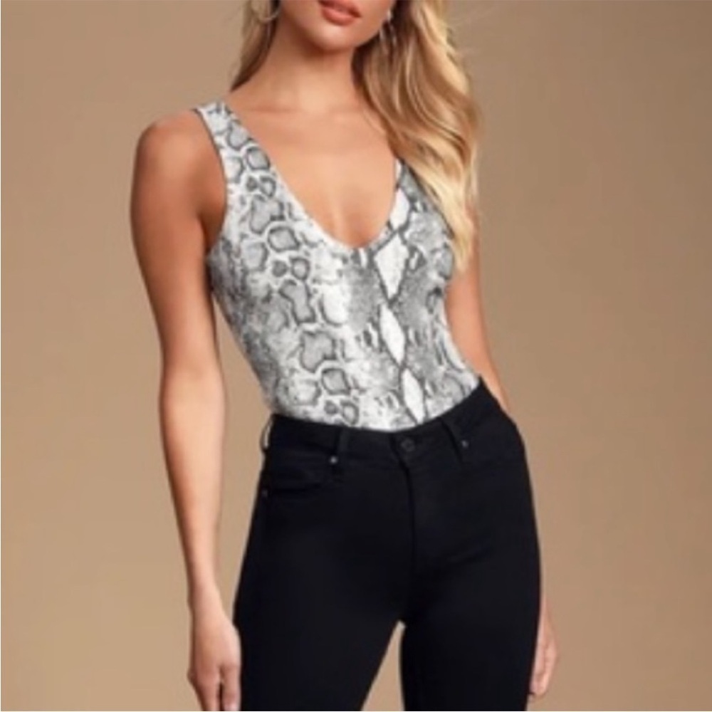 NWT Lulus Stretch Bodysuit Snakeskin Size Small